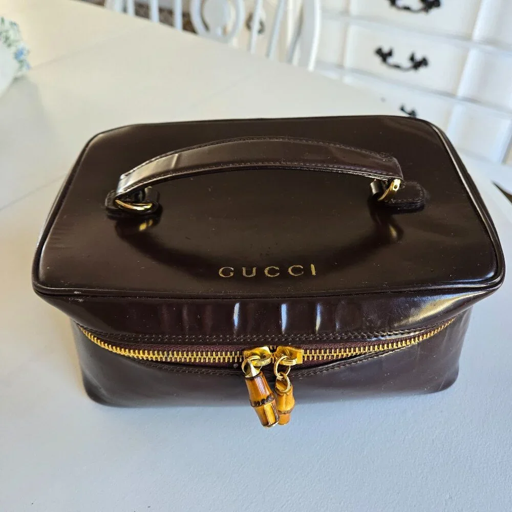 Gucci - Picture 1 of 4